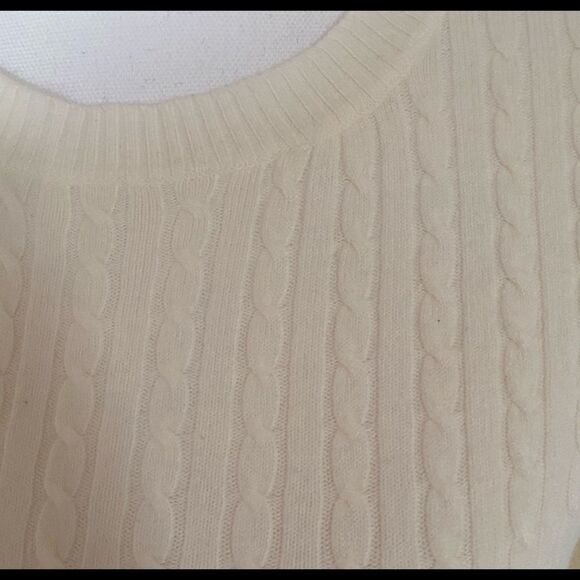 Designers Original White Cable Knit Sweater XS - Picture 2 of 10
